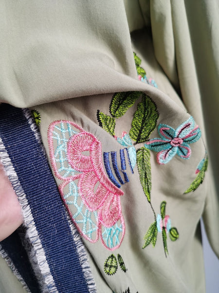Boho Green Floral Embroidery Flare Kimono Robe